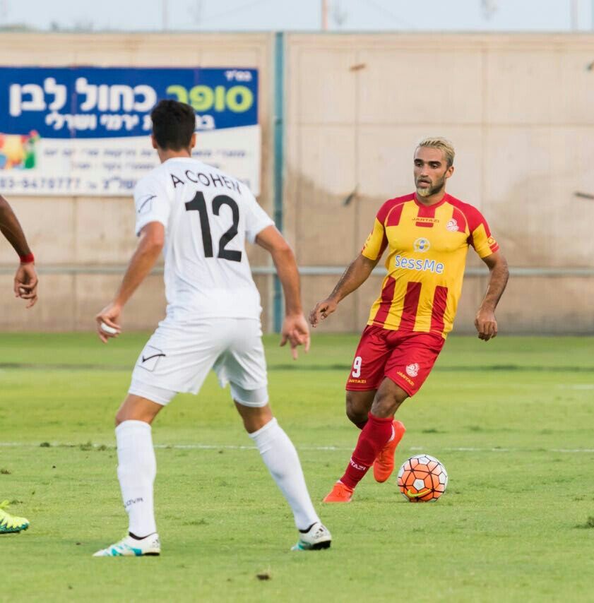 4.5 מיליון שקל עבור 50% מהכרטיס שחקן של מיכאל אוחנה (צילום: באדיבות מ.ס אשדוד)